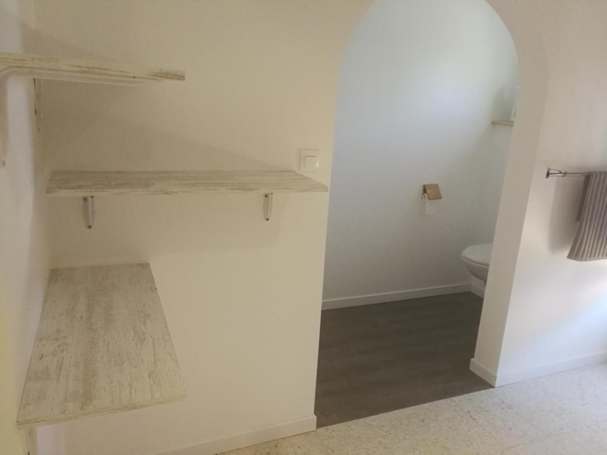 Mas Des Gardies Saint-Julien-de-Peyrolas Ngoại thất bức ảnh